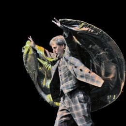 Does this cape make me The Godfather of Magic?